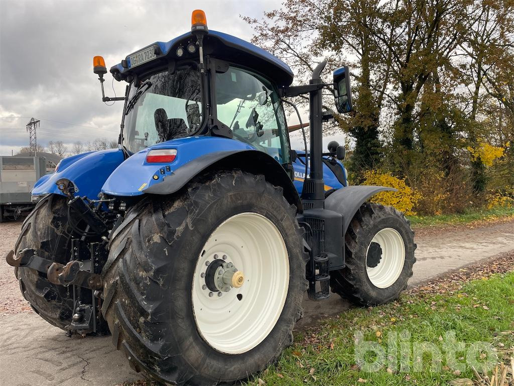 New Holland T7 230 (2018) - Трактор: фото 3 New Holland T7 230 (2018) - Трактор: фото 3