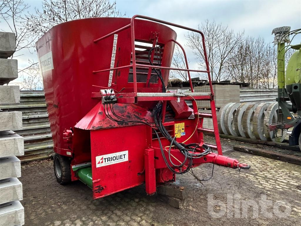 Triolet Solomix SM-12 (2003) - Кормораздатчик: фото 2 Triolet Solomix SM-12 (2003) - Кормораздатчик: фото 2