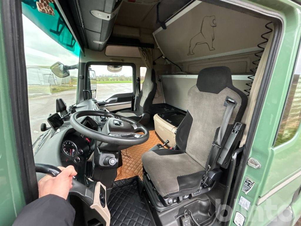 MAN TGX 18.460 4x2 - Тягач: фото 4 MAN TGX 18.460 4x2 - Тягач: фото 4
