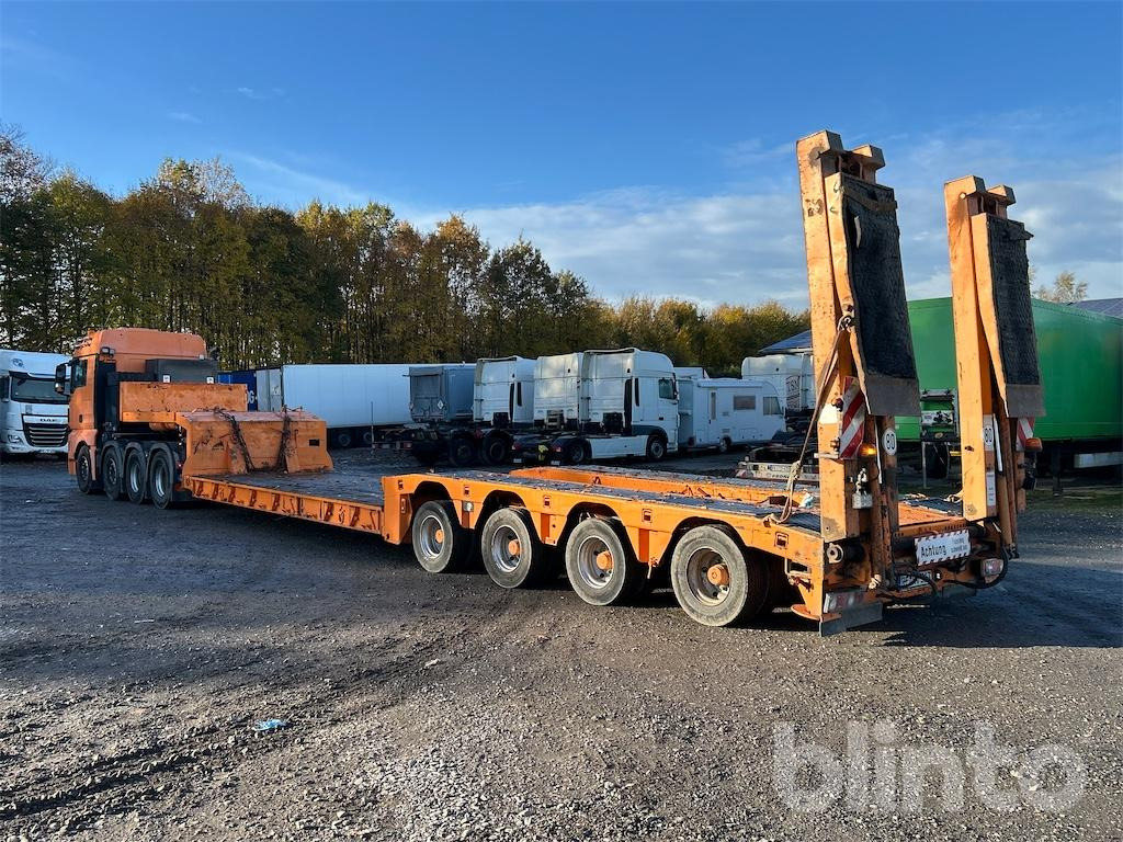 MAN TGX 26.540 8x4/4 BLS + Langendorf Tieflader SATH 40/41 S - Тягач, Низкорамный полуприцеп: фото 3 MAN TGX 26.540 8x4/4 BLS + Langendorf Tieflader SATH 40/41 S - Тягач, Низкорамный полуприцеп: фото 3
