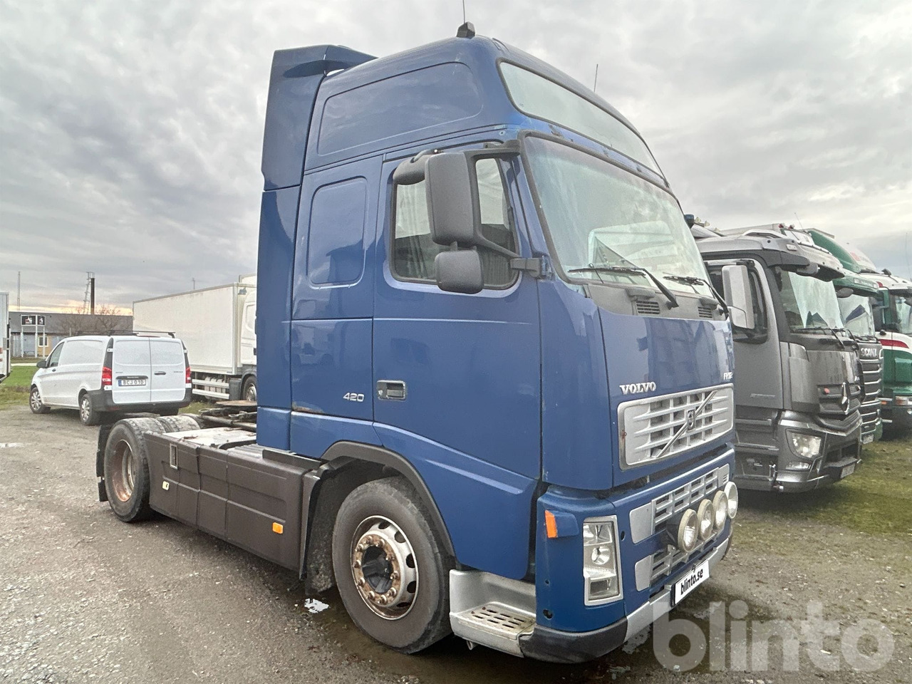 VOLVO - Тягач: фото 2 VOLVO - Тягач: фото 2