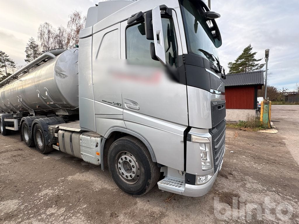 VOLVO - Тягач: фото 5 VOLVO - Тягач: фото 5