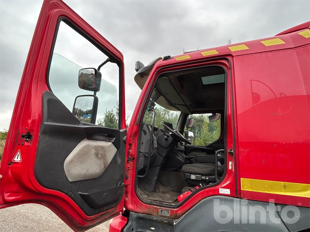 Эвакуатор VOLVO FL-280 4*2: фото 11 Эвакуатор VOLVO FL-280 4*2: фото 11
