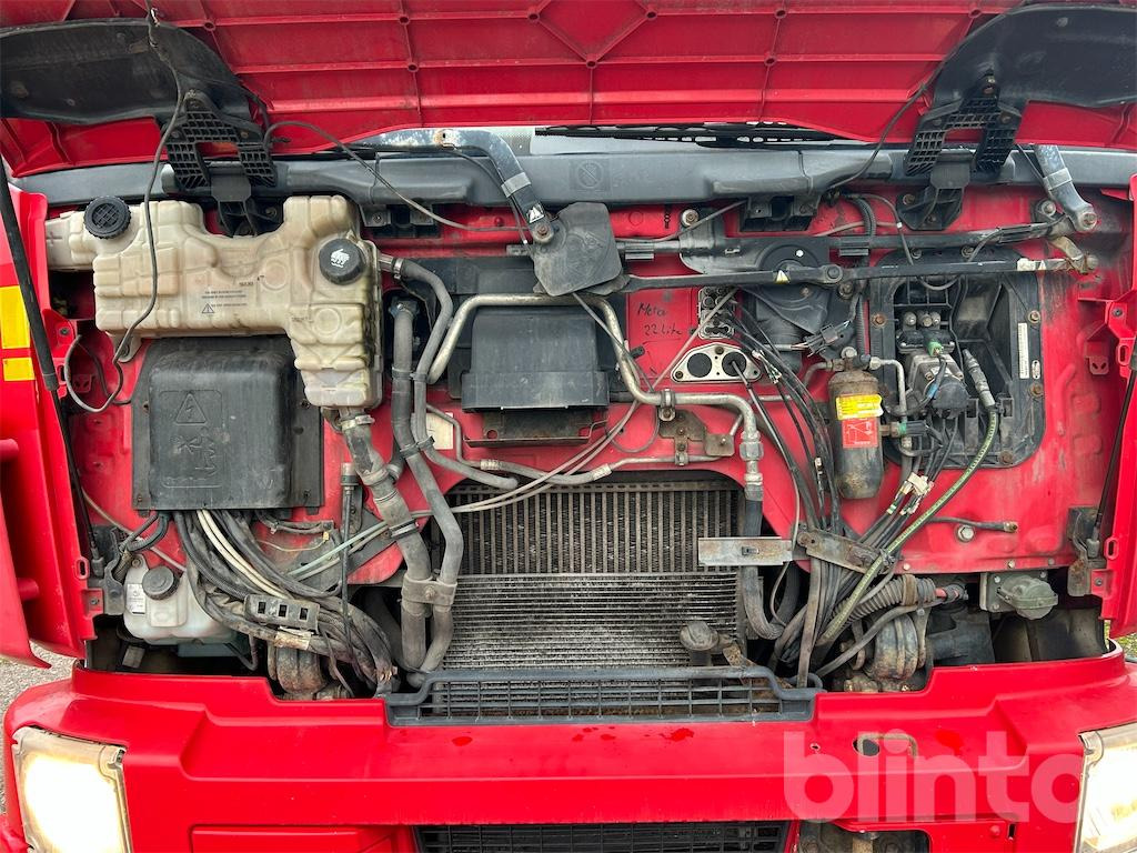 Эвакуатор VOLVO FL-280 4*2: фото 10 Эвакуатор VOLVO FL-280 4*2: фото 10