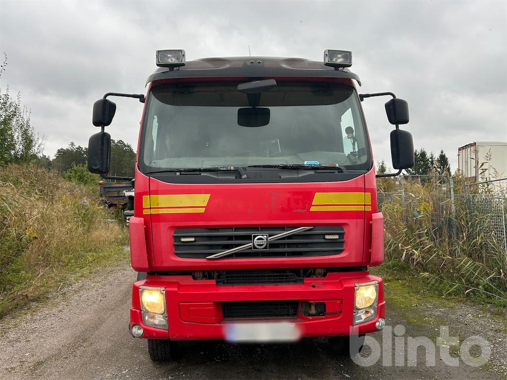 Эвакуатор VOLVO FL-280 4*2: фото 8 Эвакуатор VOLVO FL-280 4*2: фото 8