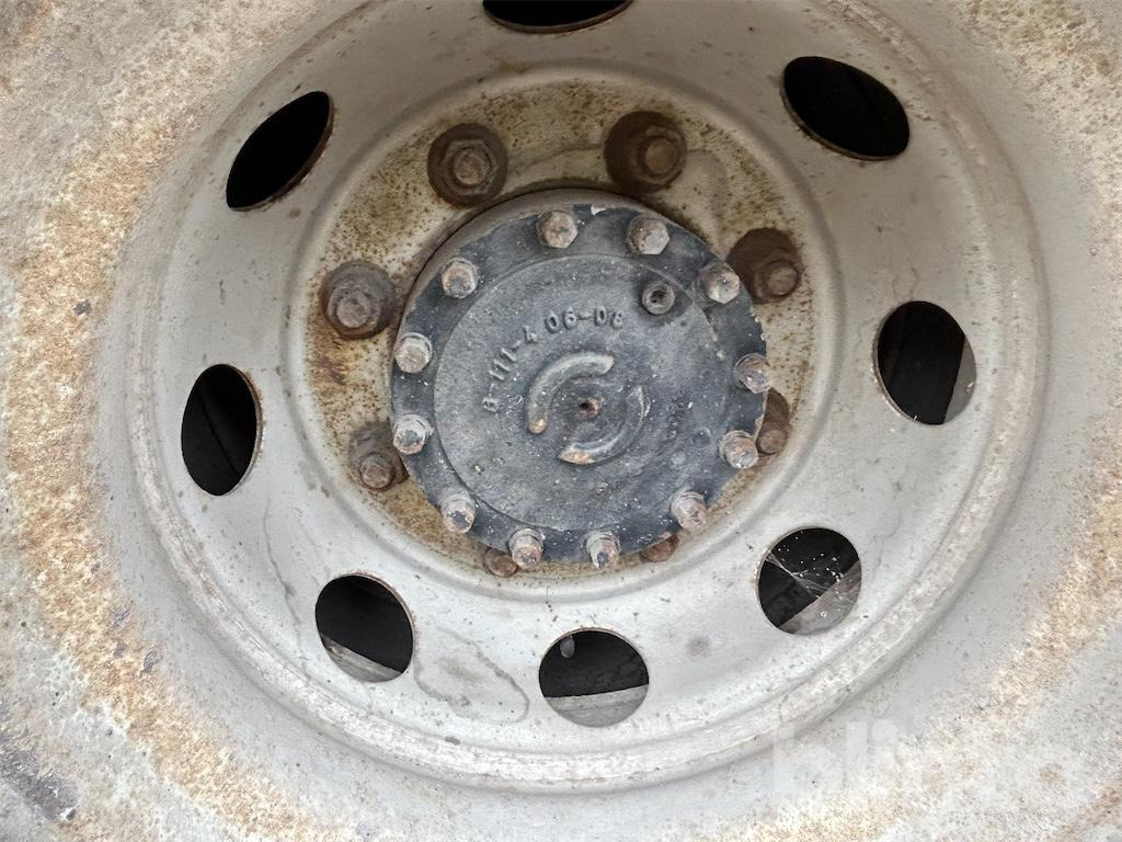 Эвакуатор VOLVO FL-280 4*2: фото 35 Эвакуатор VOLVO FL-280 4*2: фото 35