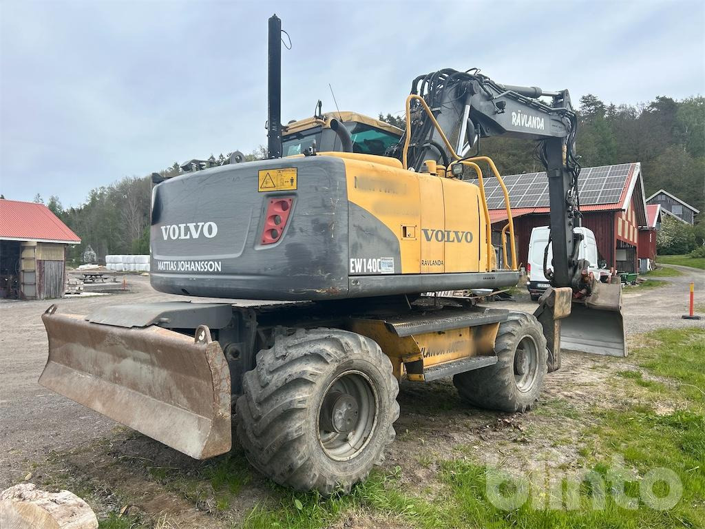 Volvo EW140 - Колёсный экскаватор: фото 3 Volvo EW140 - Колёсный экскаватор: фото 3