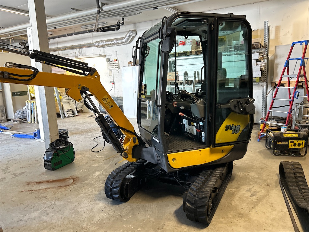 Yanmar SV18 med maskinsläp och redskap - Мини-экскаватор: фото 2 Yanmar SV18 med maskinsläp och redskap - Мини-экскаватор: фото 2
