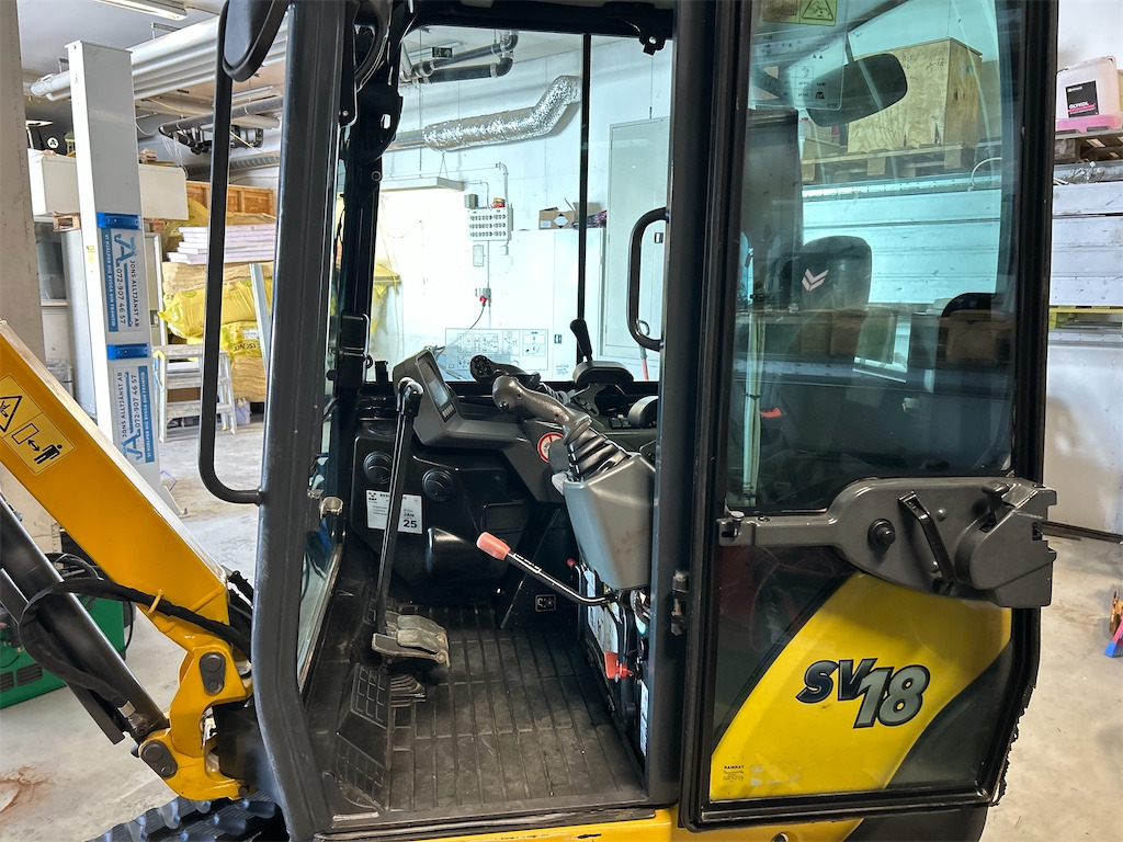 Yanmar SV18 med maskinsläp och redskap - Мини-экскаватор: фото 5 Yanmar SV18 med maskinsläp och redskap - Мини-экскаватор: фото 5