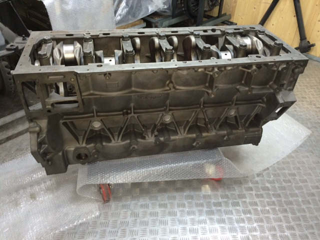 KIT BASAMENTO + ALBERO MOTORE MAN D2066 - Картер для Грузовиков: фото 1 KIT BASAMENTO + ALBERO MOTORE MAN D2066 - Картер для Грузовиков: фото 1