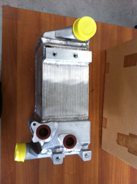 SCAMBIATORE DI CALORE ZF INTARDER - Масляный радиатор для Грузовиков: фото 1 SCAMBIATORE DI CALORE ZF INTARDER - Масляный радиатор для Грузовиков: фото 1