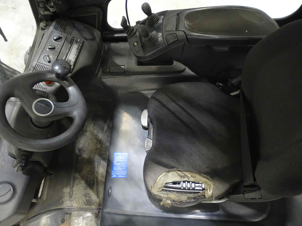 Linde E25L-01 - Электропогрузчик: фото 3 Linde E25L-01 - Электропогрузчик: фото 3