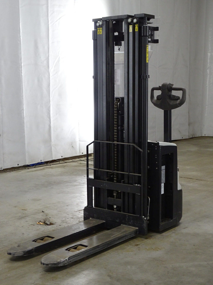 Mitsubishi SBP12N3 - Штабелер: фото 1 Mitsubishi SBP12N3 - Штабелер: фото 1