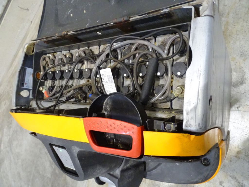 Still EXU18 - Тележка: фото 4 Still EXU18 - Тележка: фото 4