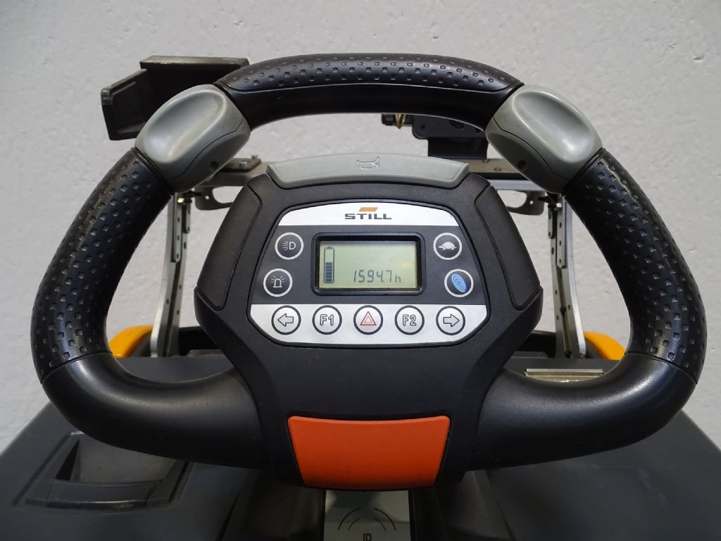 Still LTX-T06 - Складской тягач: фото 3 Still LTX-T06 - Складской тягач: фото 3