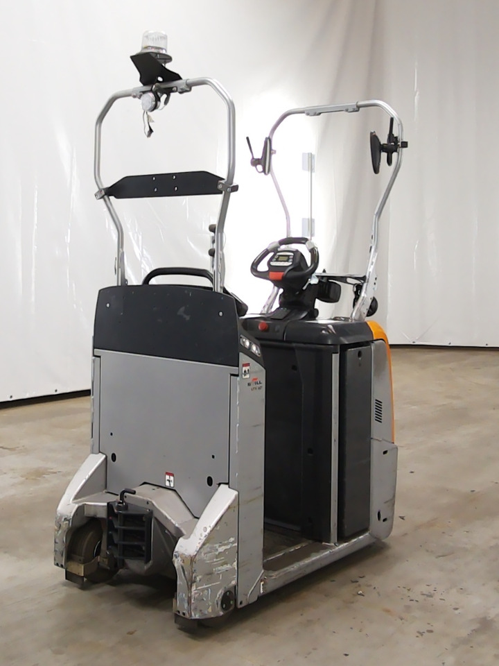 Still LTX50 - Складской тягач: фото 2 Still LTX50 - Складской тягач: фото 2