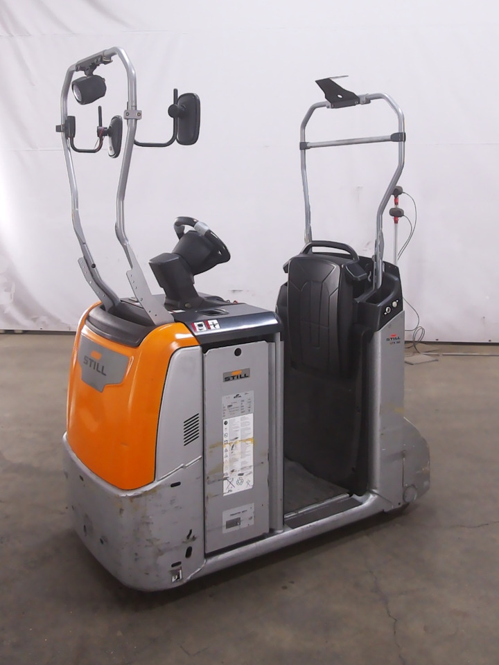 Still LTX50 - Складской тягач: фото 1 Still LTX50 - Складской тягач: фото 1