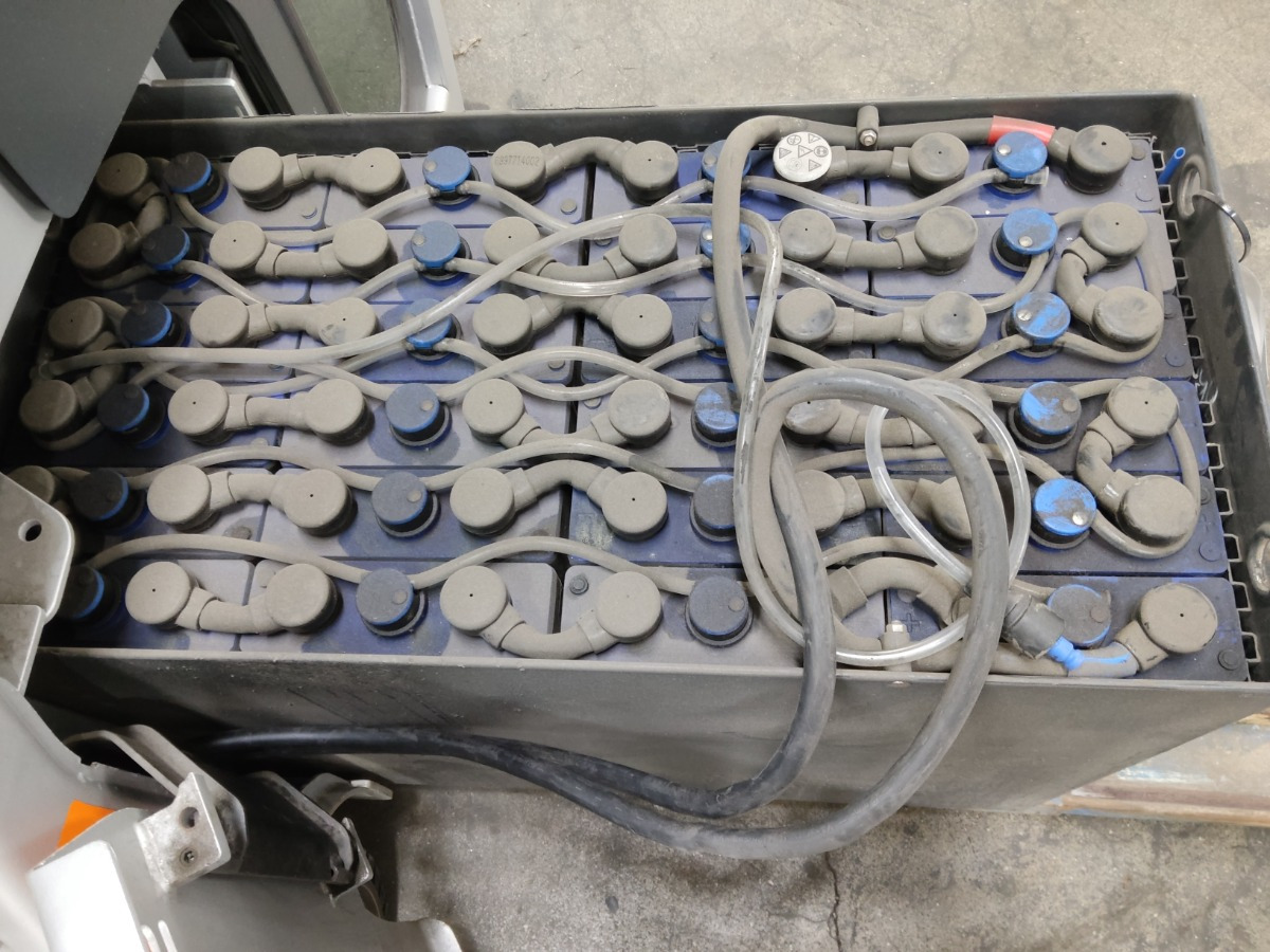 Still LTX70 - Складской тягач: фото 4 Still LTX70 - Складской тягач: фото 4