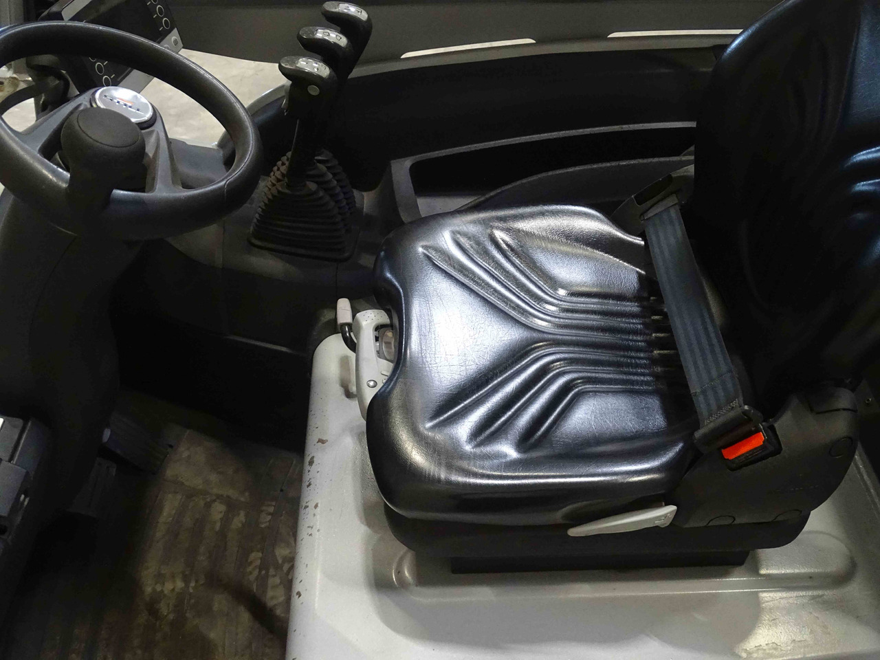 Still RX20-16/DRIVEIN - Электропогрузчик: фото 3 Still RX20-16/DRIVEIN - Электропогрузчик: фото 3