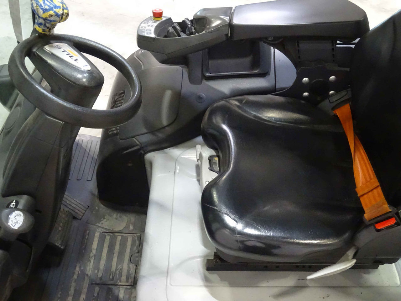 Still RX20-16P - Электропогрузчик: фото 3 Still RX20-16P - Электропогрузчик: фото 3