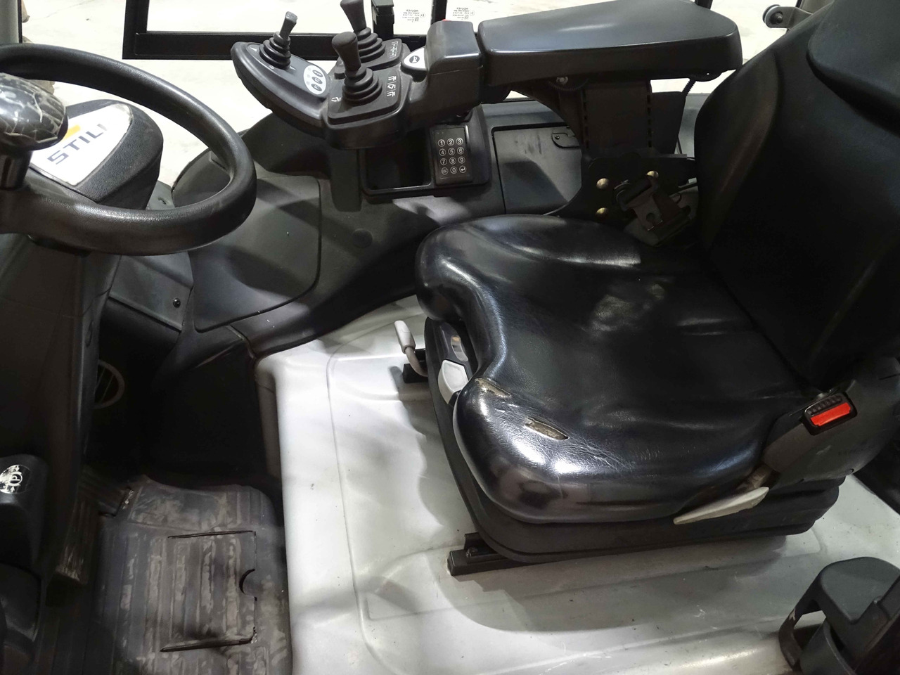 Still RX60-25 - Электропогрузчик: фото 3 Still RX60-25 - Электропогрузчик: фото 3