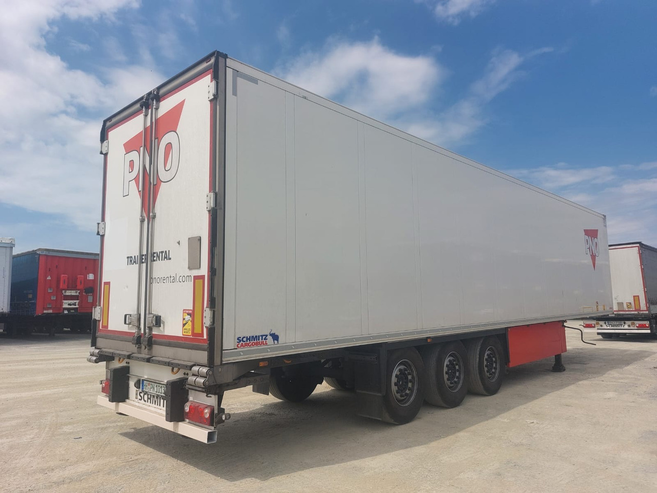 Schmitz Cargobull SCB*S3B - Полуприцеп-рефрижератор: фото 4 Schmitz Cargobull SCB*S3B - Полуприцеп-рефрижератор: фото 4
