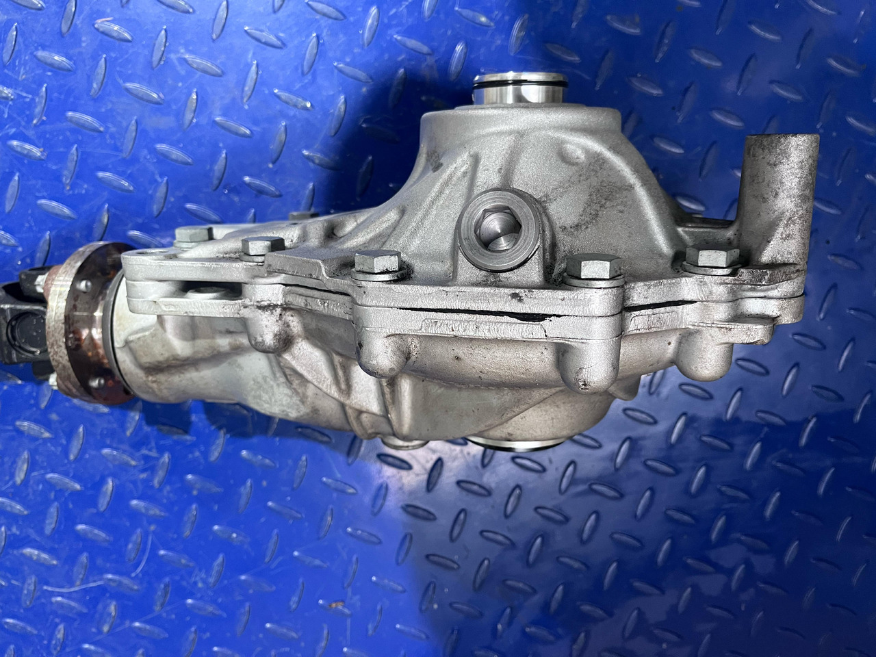 BMW BMW Front Axle Differential 8635870 - Дифференциал: фото 3 BMW BMW Front Axle Differential 8635870 - Дифференциал: фото 3