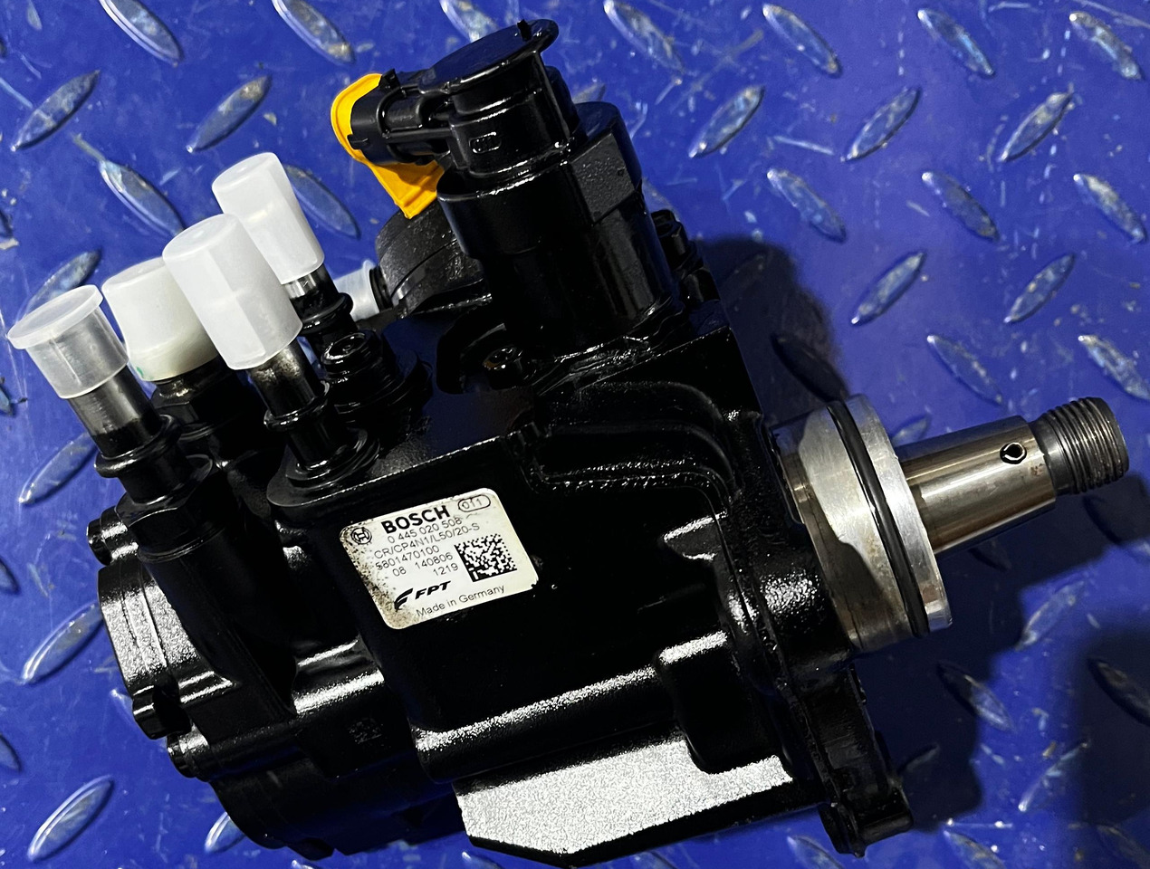 BOSCH 0445020508 Injection PUMP IVECO NEW HOLLAND CASE IH - Топливный насос для Сельскохозяйственной техники: фото 2 BOSCH 0445020508 Injection PUMP IVECO NEW HOLLAND CASE IH - Топливный насос для Сельскохозяйственной техники: фото 2