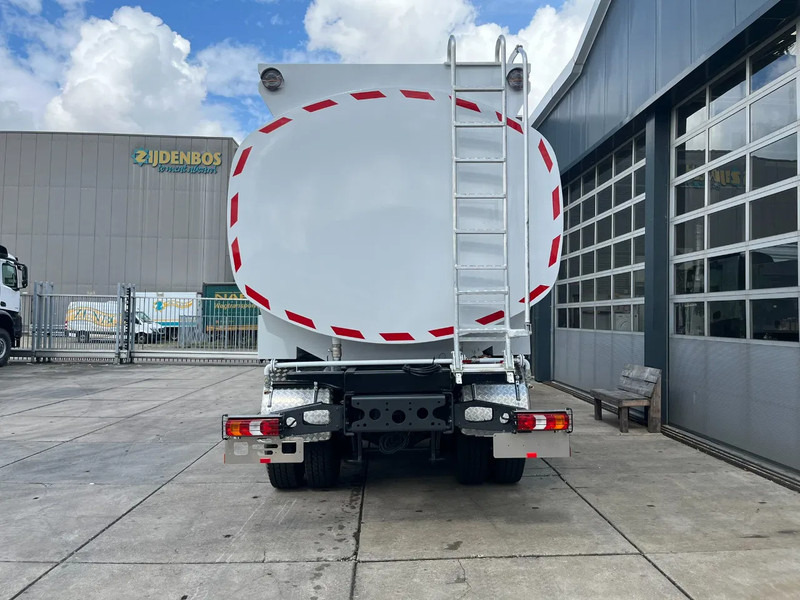 Mercedes-Benz Arocs 3340 6x4 Water Tank Truck - Грузовик-цистерна: фото 4 Mercedes-Benz Arocs 3340 6x4 Water Tank Truck - Грузовик-цистерна: фото 4