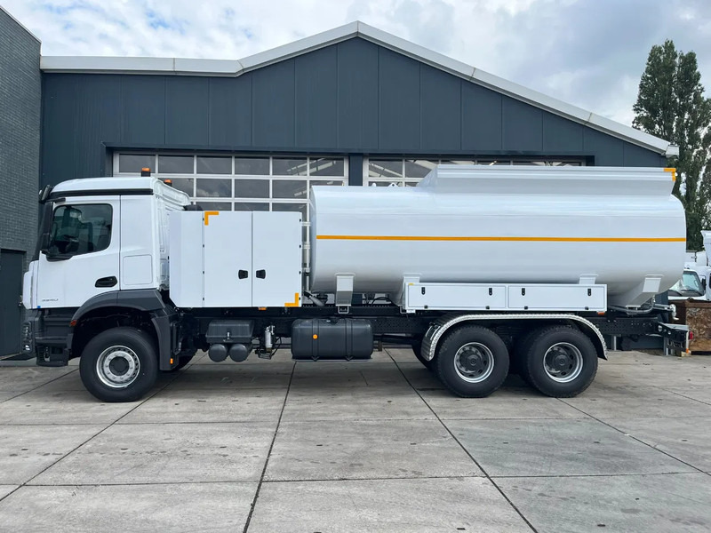 Mercedes-Benz Arocs 3340 6x4 Water Tank Truck - Грузовик-цистерна: фото 2 Mercedes-Benz Arocs 3340 6x4 Water Tank Truck - Грузовик-цистерна: фото 2