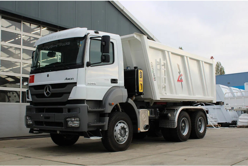 Mercedes-Benz Axor 3344 K 6x4 Tipper Truck - Самосвал: фото 1 Mercedes-Benz Axor 3344 K 6x4 Tipper Truck - Самосвал: фото 1
