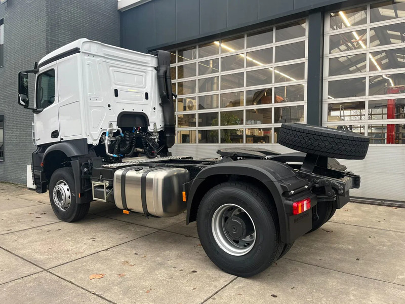 Mercedes-Benz Actros 2045 S 4x2 Tractor Head - Тягач: фото 3 Mercedes-Benz Actros 2045 S 4x2 Tractor Head - Тягач: фото 3