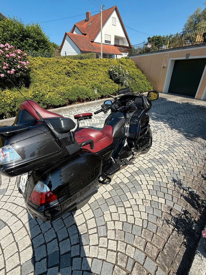 Honda GL1800 SC47*Krossline*Audio*Wilbers*SR Racing - Мотоцикл: фото 4 Honda GL1800 SC47*Krossline*Audio*Wilbers*SR Racing - Мотоцикл: фото 4