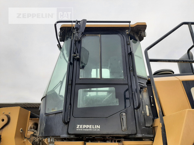 Колёсный погрузчик Cat 982M: фото 31