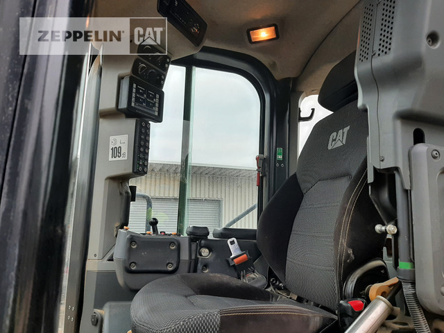 Колёсный погрузчик Cat 982M: фото 36