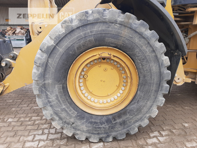 Колёсный погрузчик Cat 982M: фото 12