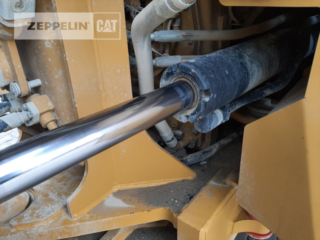 Колёсный погрузчик Cat 982M: фото 21