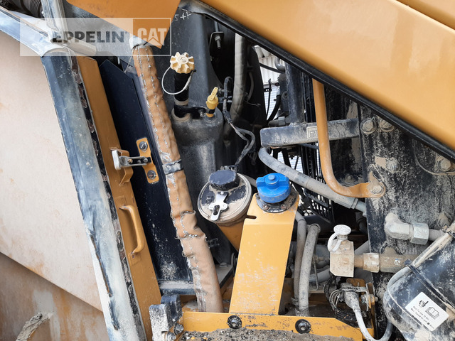 Колёсный погрузчик Cat 982M: фото 28