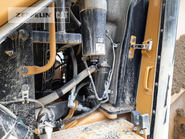 Колёсный погрузчик Cat 982M: фото 29