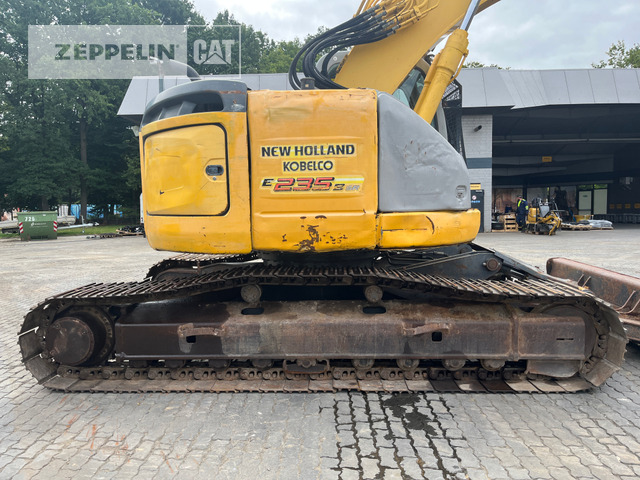 New Holland E235 - Гусеничный экскаватор: фото 4 New Holland E235 - Гусеничный экскаватор: фото 4