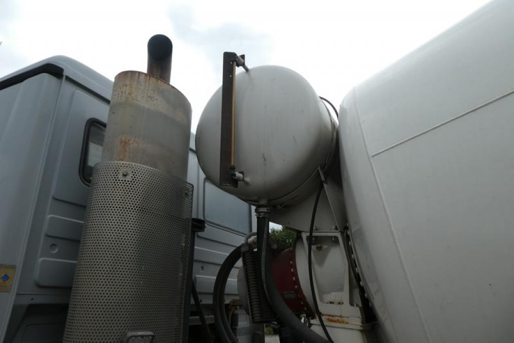 Грузовик MERCEDES-BENZ Actros 3235 B 8x4 Betonmischer Stetter 9m³ -Deutsch: фото 14