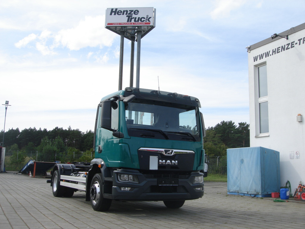 MAN MAN TG-M Abrollkipper 15.250 BL - Крюковой мультилифт: фото 2 MAN MAN TG-M Abrollkipper 15.250 BL - Крюковой мультилифт: фото 2