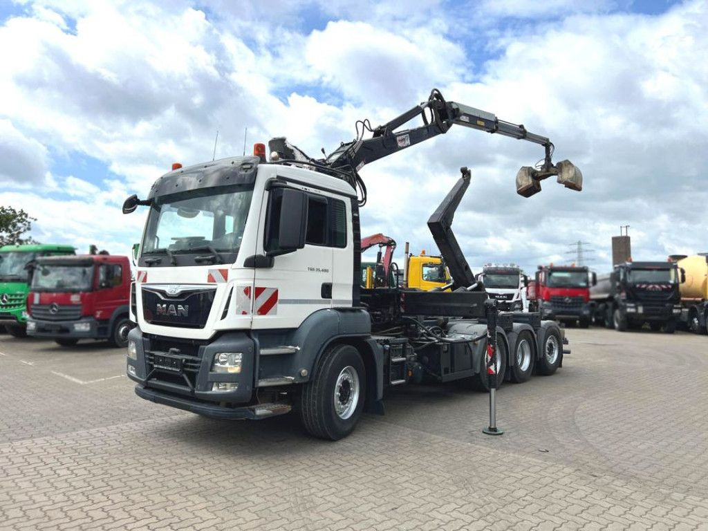 MAN TG-S 35.480 8x4 BL Abrollkipper mit Kran Penz-15 - Крюковой мультилифт, Автоманипулятор: фото 3 MAN TG-S 35.480 8x4 BL Abrollkipper mit Kran Penz-15 - Крюковой мультилифт, Автоманипулятор: фото 3