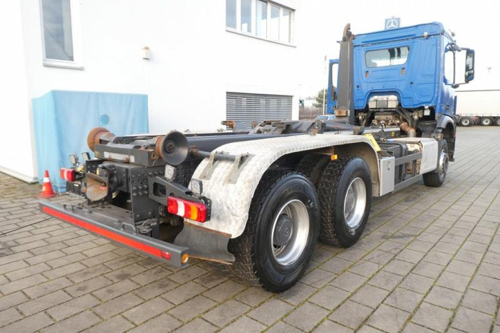 Mercedes-Benz Arocs 2645 K 6x4 Abrollkipper Meiller deutsch to - Крюковой мультилифт: фото 3 Mercedes-Benz Arocs 2645 K 6x4 Abrollkipper Meiller deutsch to - Крюковой мультилифт: фото 3