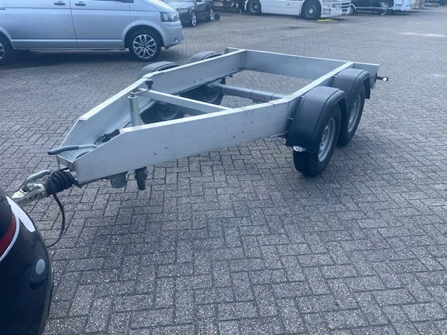 Diversen Bolle . 2 asser aanhangwagen voor kogelkoppeling 3500 kg - Шасси прицеп: фото 1 Diversen Bolle . 2 asser aanhangwagen voor kogelkoppeling 3500 kg - Шасси прицеп: фото 1