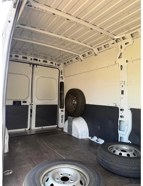 Opel Movano 2.2 diesel lang en hoog met laadklep, motor problemen... - Цельнометаллический фургон: фото 5 Opel Movano 2.2 diesel lang en hoog met laadklep, motor problemen... - Цельнометаллический фургон: фото 5