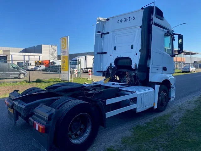 Mercedes-Benz Actros 1840 stream space cabine met spoilers fenders en zonneklep, apk gekeurd. - Тягач: фото 4 Mercedes-Benz Actros 1840 stream space cabine met spoilers fenders en zonneklep, apk gekeurd. - Тягач: фото 4
