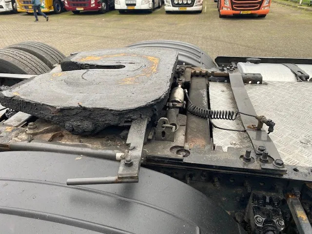 Volvo FH 16 6x2 sleepas trekker ,DL ,750 pk, XL cabine , schuifschotel . - Тягач: фото 5 Volvo FH 16 6x2 sleepas trekker ,DL ,750 pk, XL cabine , schuifschotel . - Тягач: фото 5