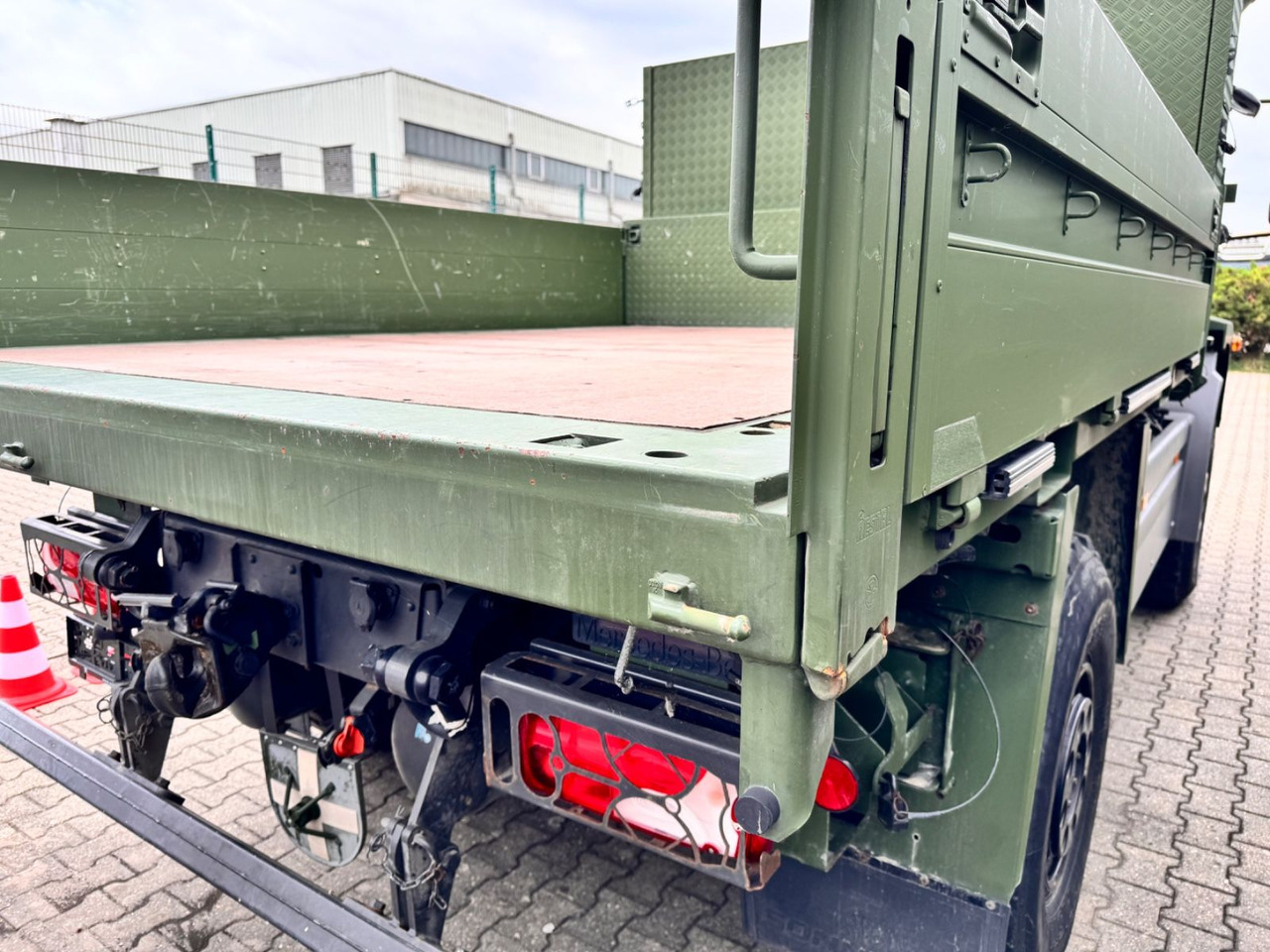 Mercedes-Benz 1018 Atego 4x4 Allrad Camper Expedition - Грузовик-контейнеровоз/ Сменный кузов: фото 5 Mercedes-Benz 1018 Atego 4x4 Allrad Camper Expedition - Грузовик-контейнеровоз/ Сменный кузов: фото 5