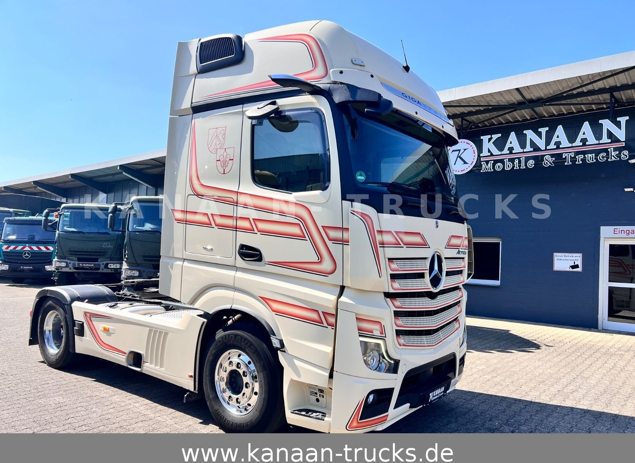 Mercedes-Benz 1848 LS Actros 5 GigaSpace - Тягач: фото 1 Mercedes-Benz 1848 LS Actros 5 GigaSpace - Тягач: фото 1